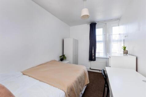 10 St Peters Terrace-9.jpg