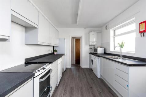 12 St Peters Terrace-6.jpg