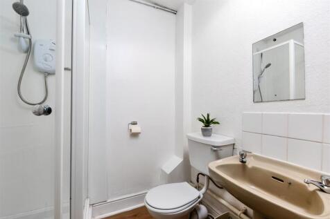 12 St Peters Terrace-15.jpg