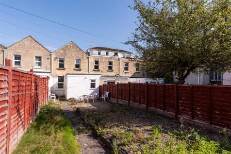 12 St Peters Terrace-11.jpg