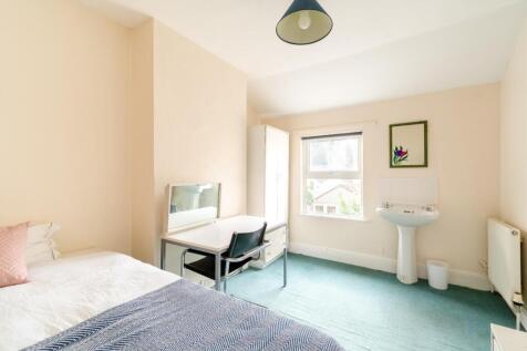 19 Lorne Road-15.jpg