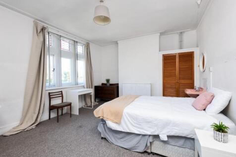 81 Wells Road-12.jpg