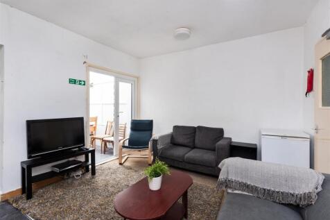 7 Clarence Place-3.jpg