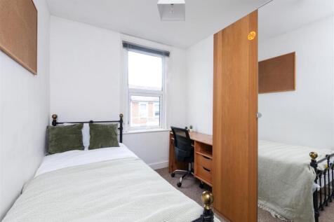 7 Clarence Place-7.jpg