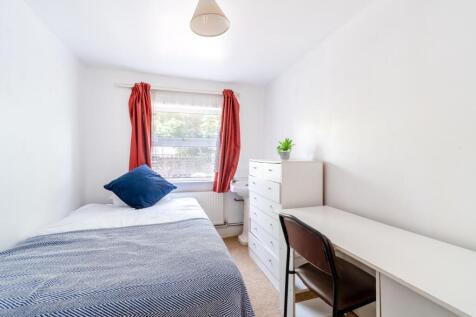 66 Lorne Road-10.jpg