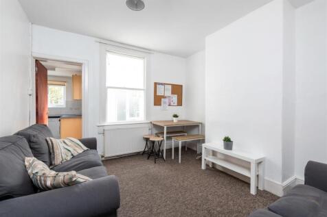 17 Third Avenue-2.jpg