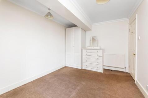 Flat A, Bartletts Court, Bath BA2 4JT-14.jpg