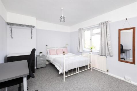 13 Shickle Grove-10.jpg