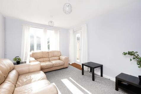 13 Shickle Grove-4.jpg