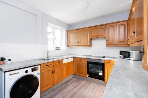 13 Shickle Grove-6.jpg