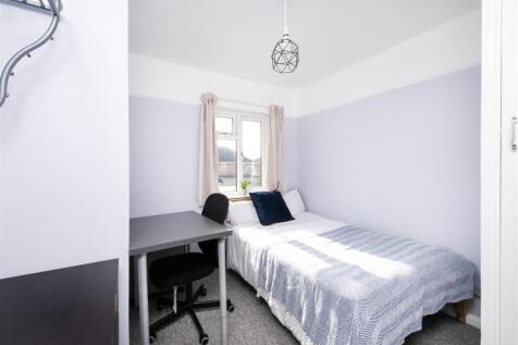 13 Shickle Grove-12.jpg