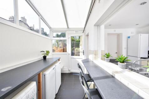 27 Cynthia Road-6.jpg