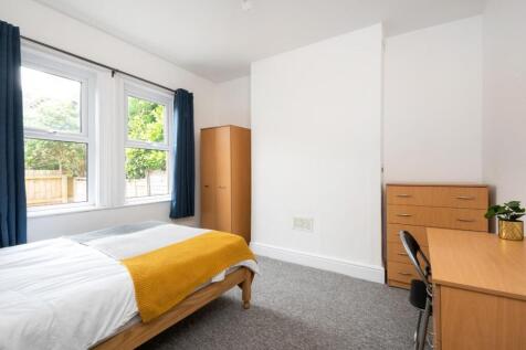 8 Canterbury Road, Bath-11.jpg