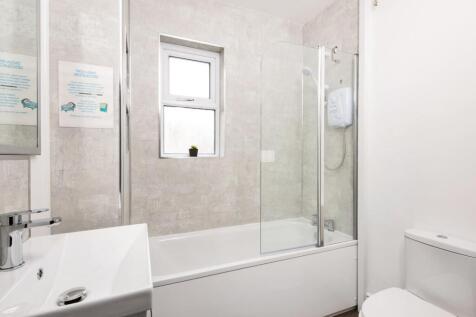 8 Canterbury Road, Bath-9.jpg