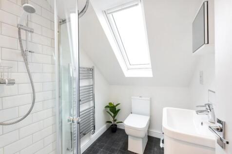 8 Canterbury Road, Bath-14.jpg