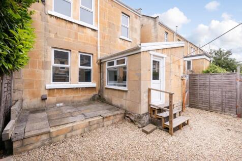 8 Canterbury Road, Bath-15.jpg