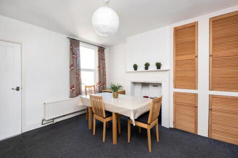 138 Coronation Avenue-3.jpg