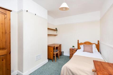 138 Coronation Avenue-11.jpg