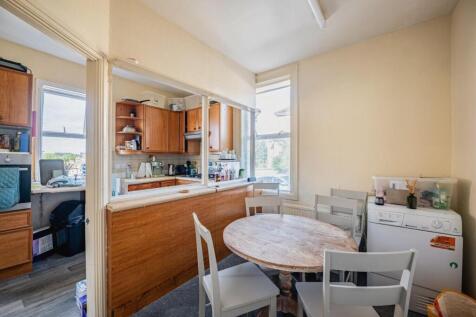 Livingstone Terrace-12.jpg