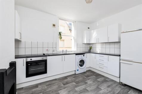 Upper Maisonette, 4 Lime Grove-2.jpg