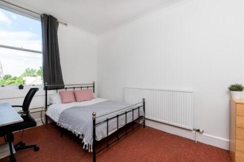 Upper Maisonette, 4 Lime Grove-12.jpg