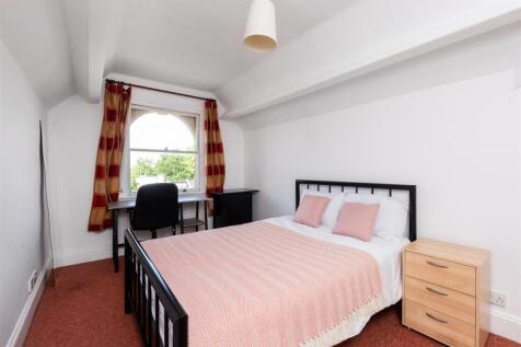 Upper Maisonette, 4 Lime Grove-13.jpg