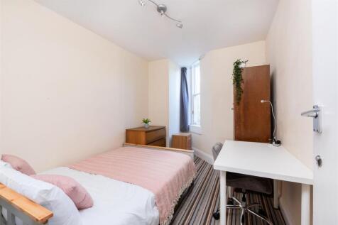 Lower Maisonette, 4 Lime Grove-1.jpg