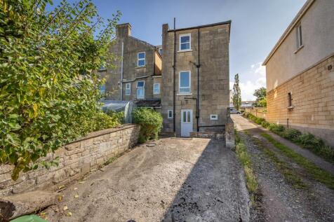 8 Livingstone Terrace-3_2023.jpg