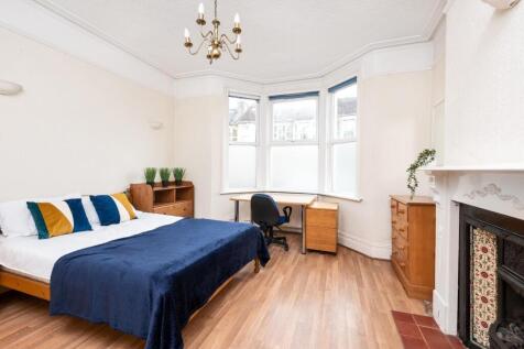 11 Cynthia Road, Bath, BA2 3QH-3.jpg