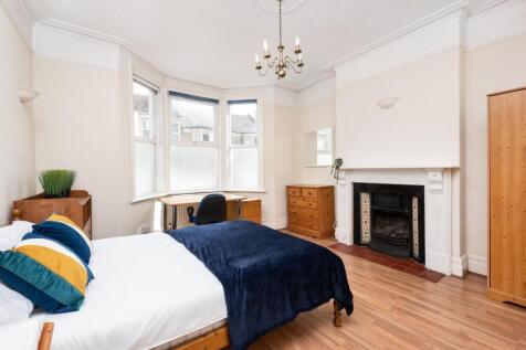 11 Cynthia Road, Bath, BA2 3QH-2.jpg