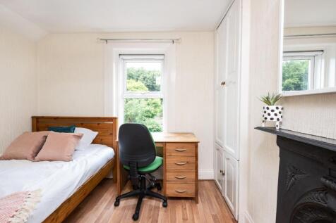 11 Cynthia Road, Bath, BA2 3QH-8.jpg