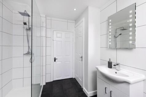 53 Lower Bristol Road, BA2 3BE-6.jpg