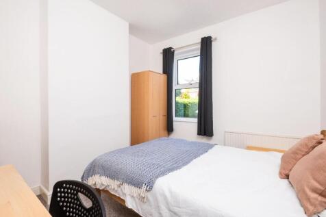 12 Lymore Gardens-10.jpg