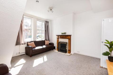 12 Lymore Gardens-2.jpg