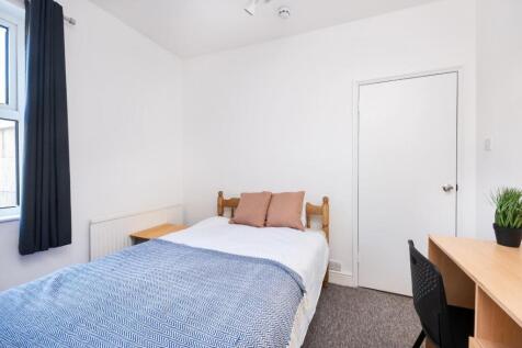 12 Lymore Gardens-11.jpg