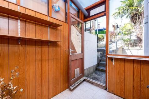 12 Lymore Gardens-6.jpg