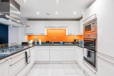 14c Monmouth Place, Bath, BA1 2AX-8.jpg