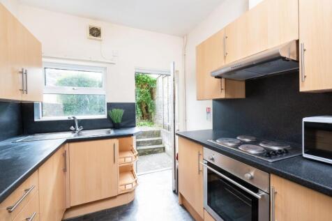 37 Third Avenue, Bath, BA2 3NZ-6.jpg