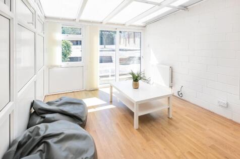 26 Lytton Gardens-12.jpg