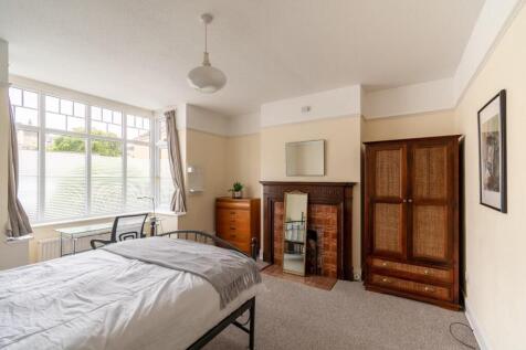 10 Canterbury Road-9.jpg