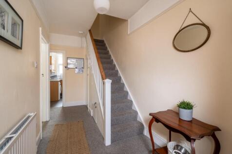 10 Canterbury Road-11.jpg