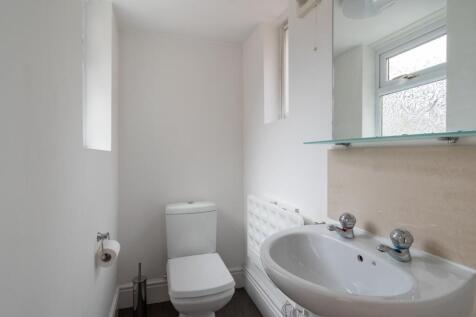 10 Canterbury Road-6.jpg