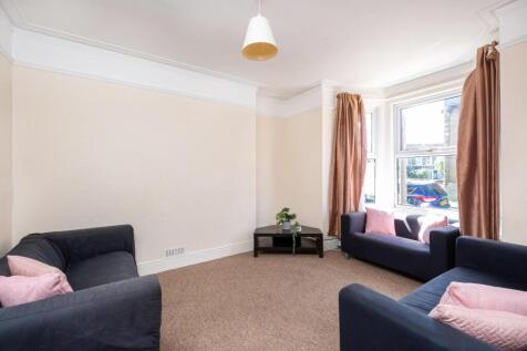 71 Triangle North, Bath, BA2 3BJ-2.jpg