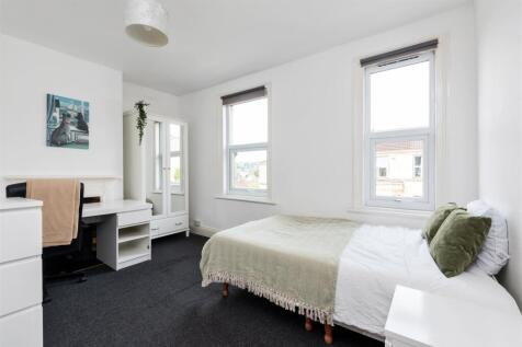 12 Coronation Road-13.jpg