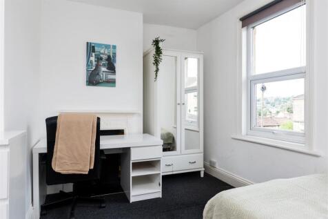 12 Coronation Road-14.jpg