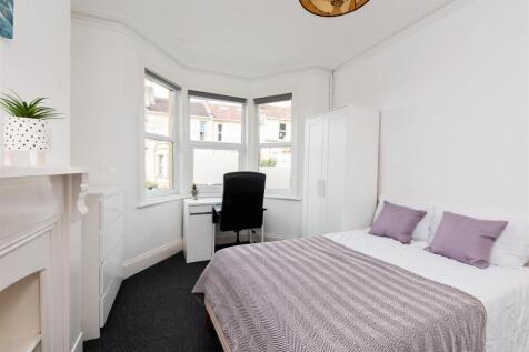 12 Coronation Road-3.jpg