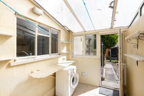 22 Beckhampton Road, Bath-6.jpg