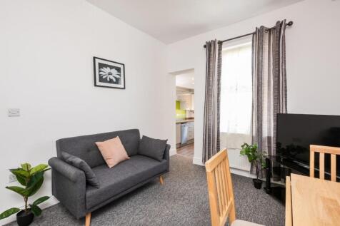 Flat 3, 2 Victoria Terrace, Bath-2.jpg