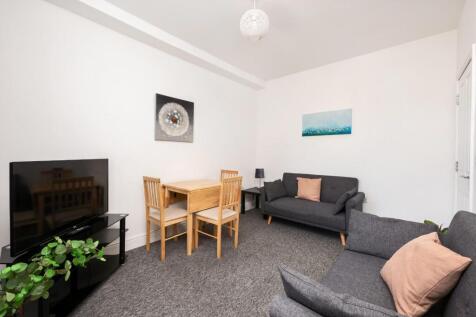 Flat 3, 2 Victoria Terrace, Bath-3.jpg