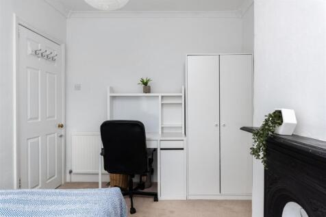 11 Lorne Road-13.jpg